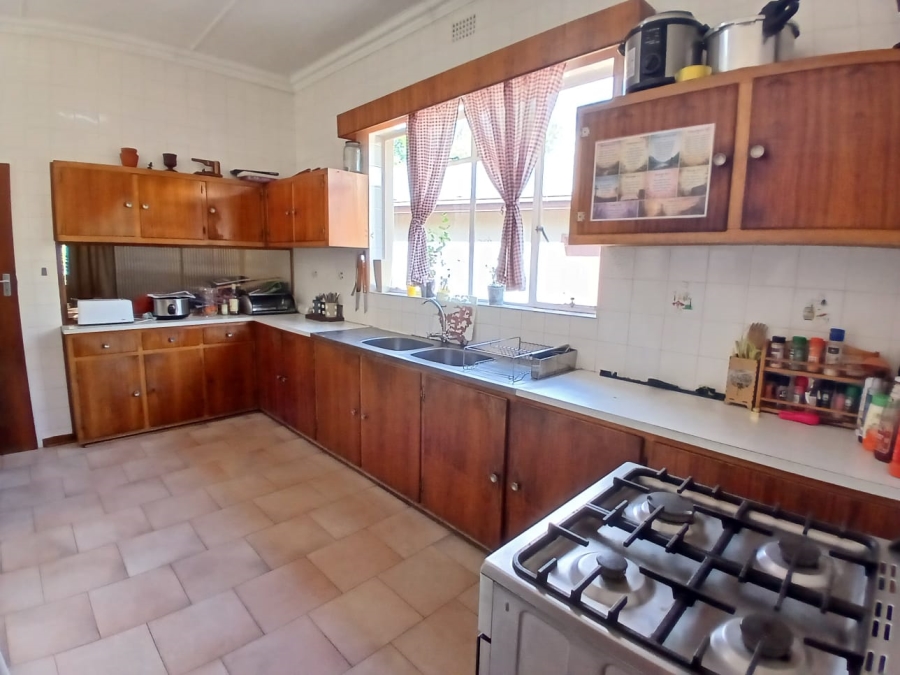 5 Bedroom Property for Sale in Kuruman Northern Cape